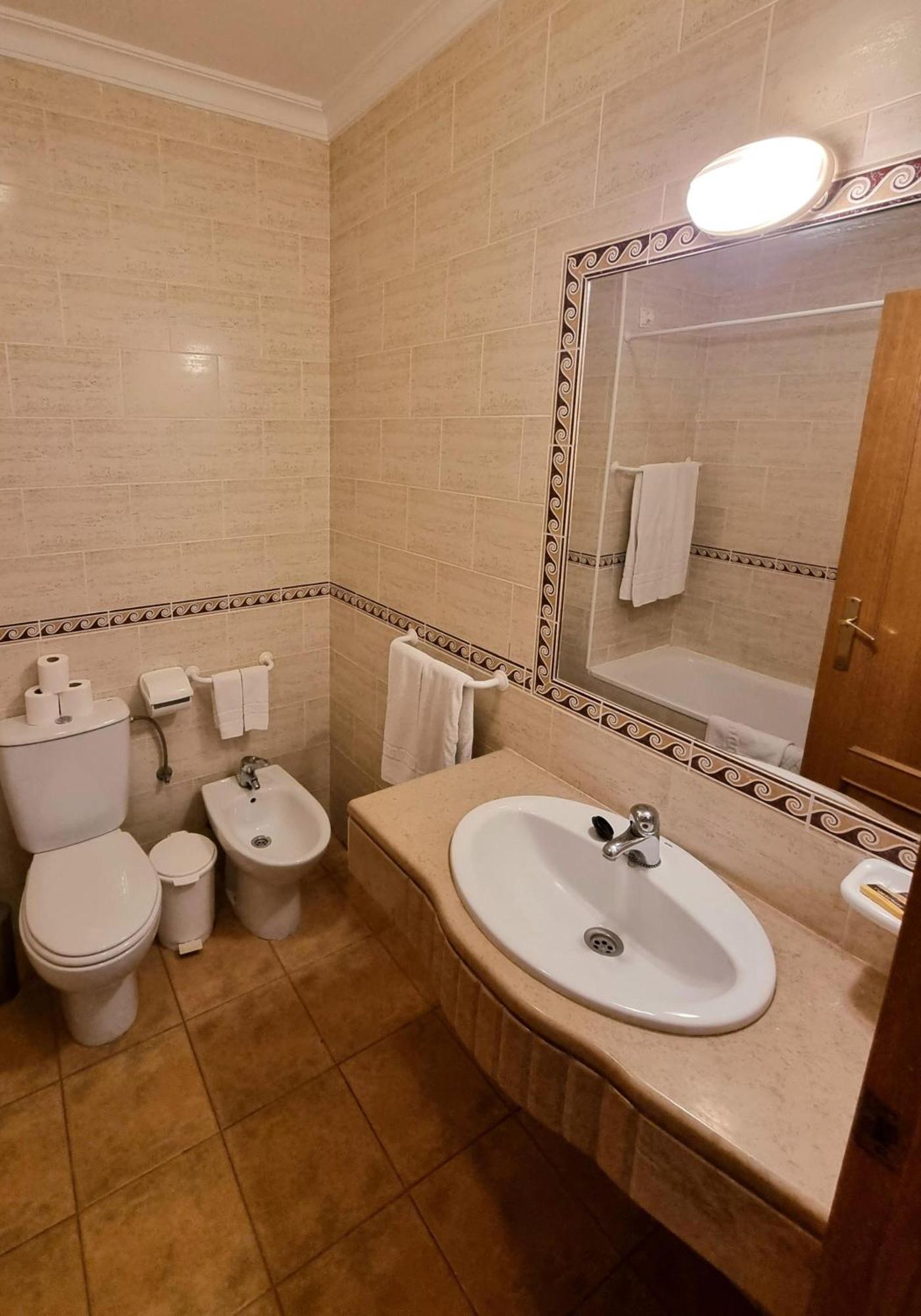 Apartamentos Turisticos Alagoa Praia Altura Luaran gambar